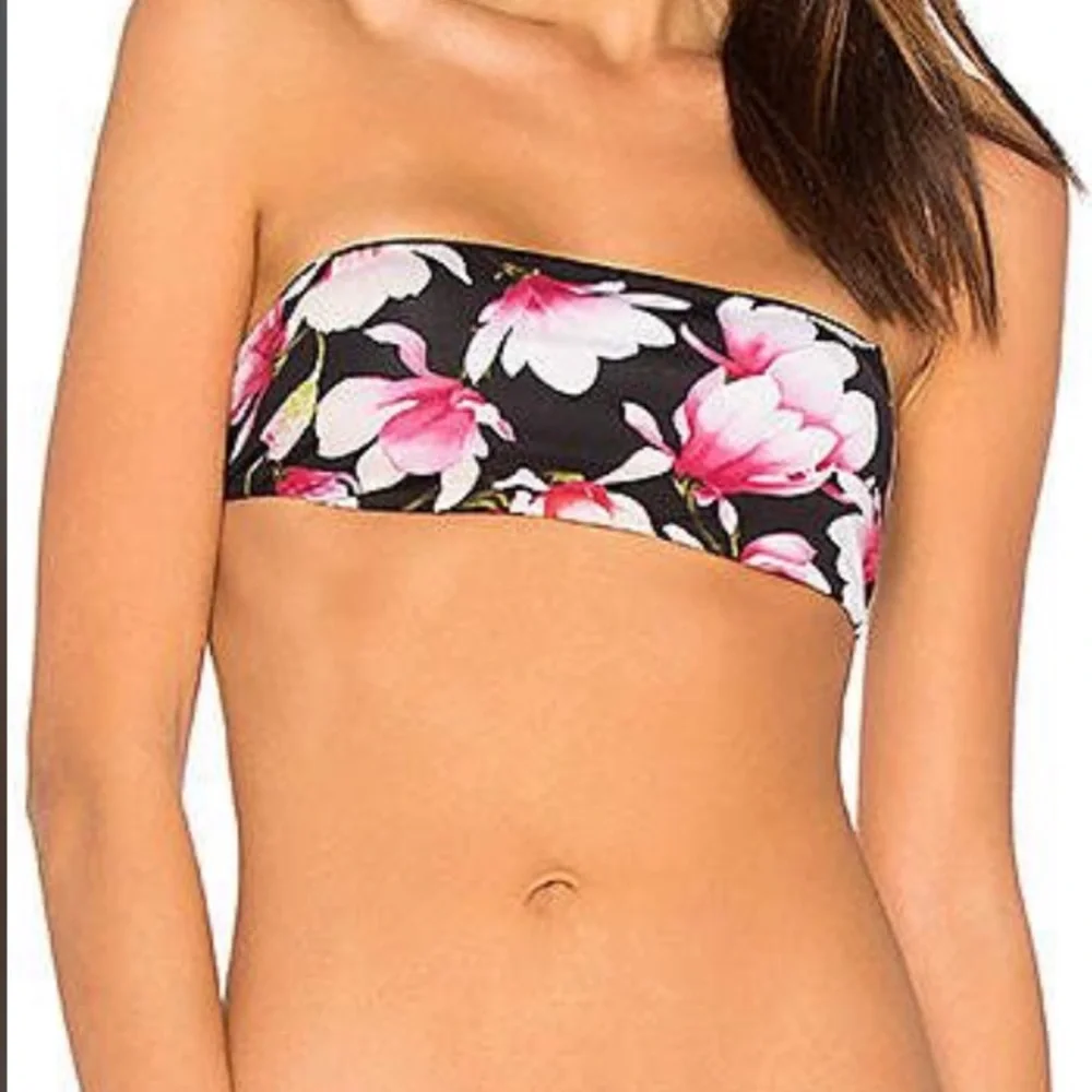 FRANKIES BIKINIS JOY TOP NWT